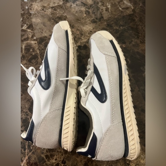 Tretorn - Picture 3 of 4